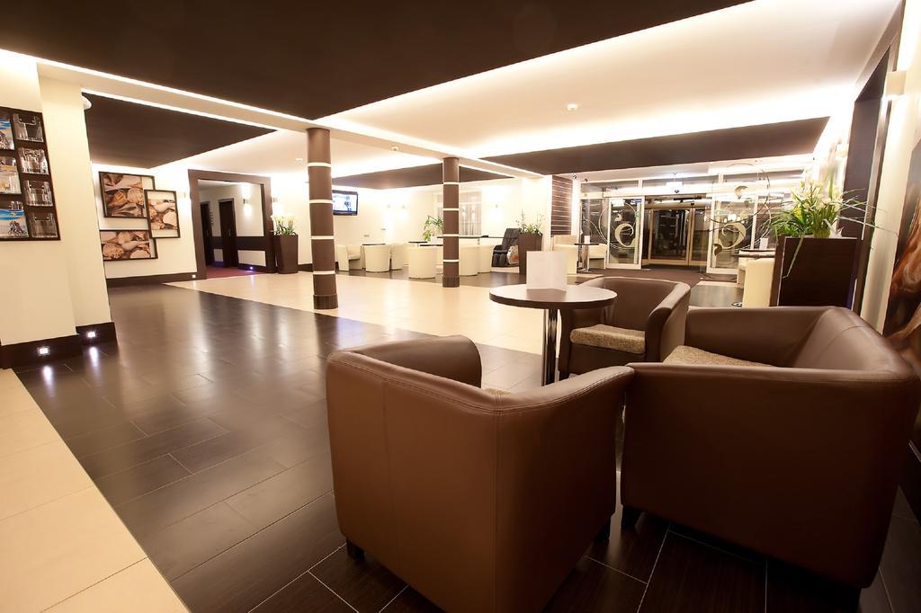 Jantar Medical Spa Дзивновек Экстерьер фото